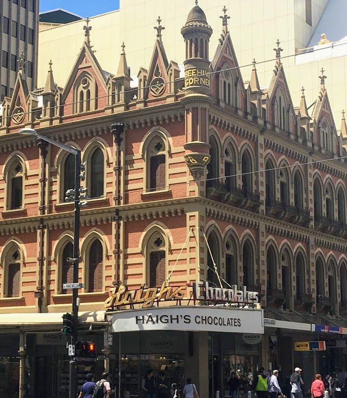 Beehive Corner Building-阿德莱德必去景点