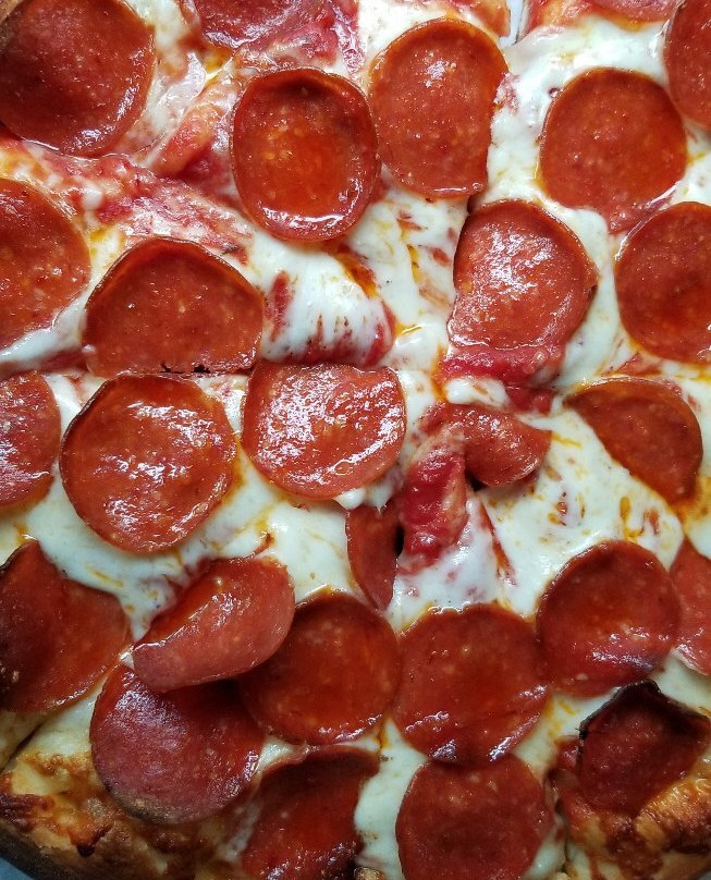 Angelina's Famous Pizza