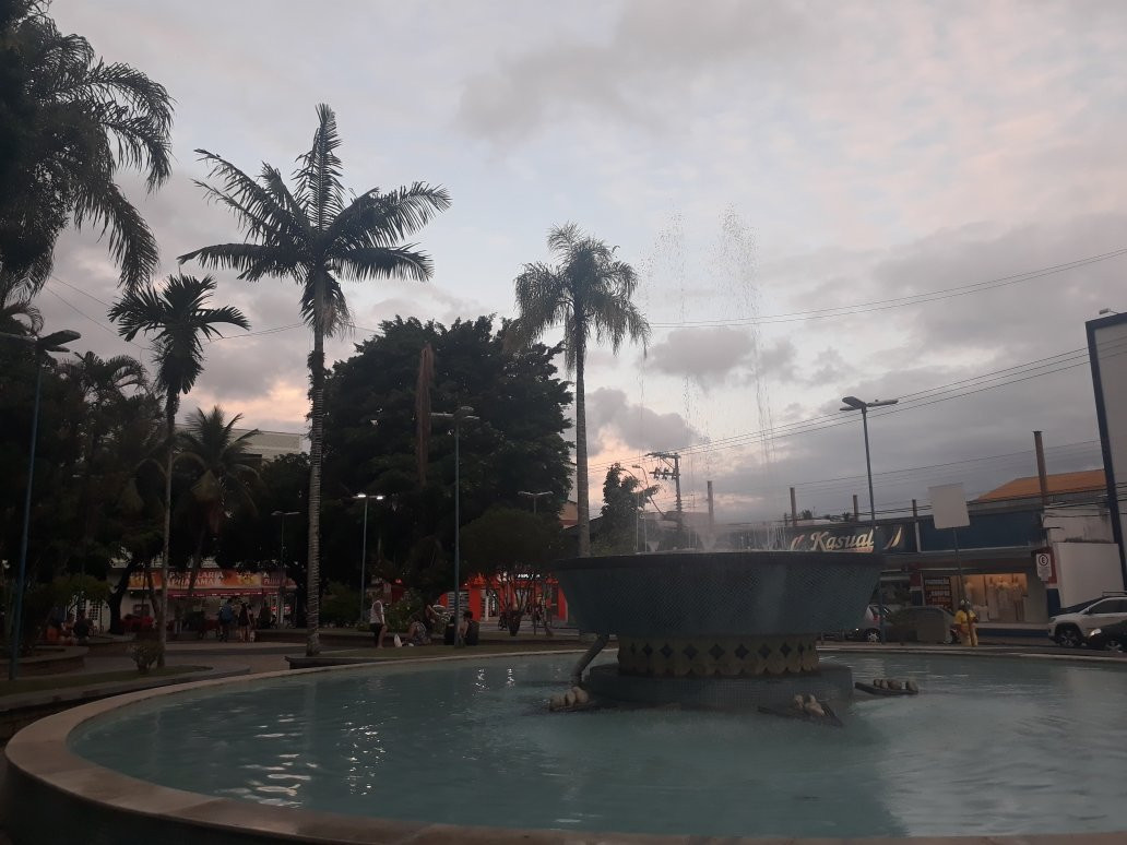 Praça Cândido Mota-Caraguatatuba必去景点