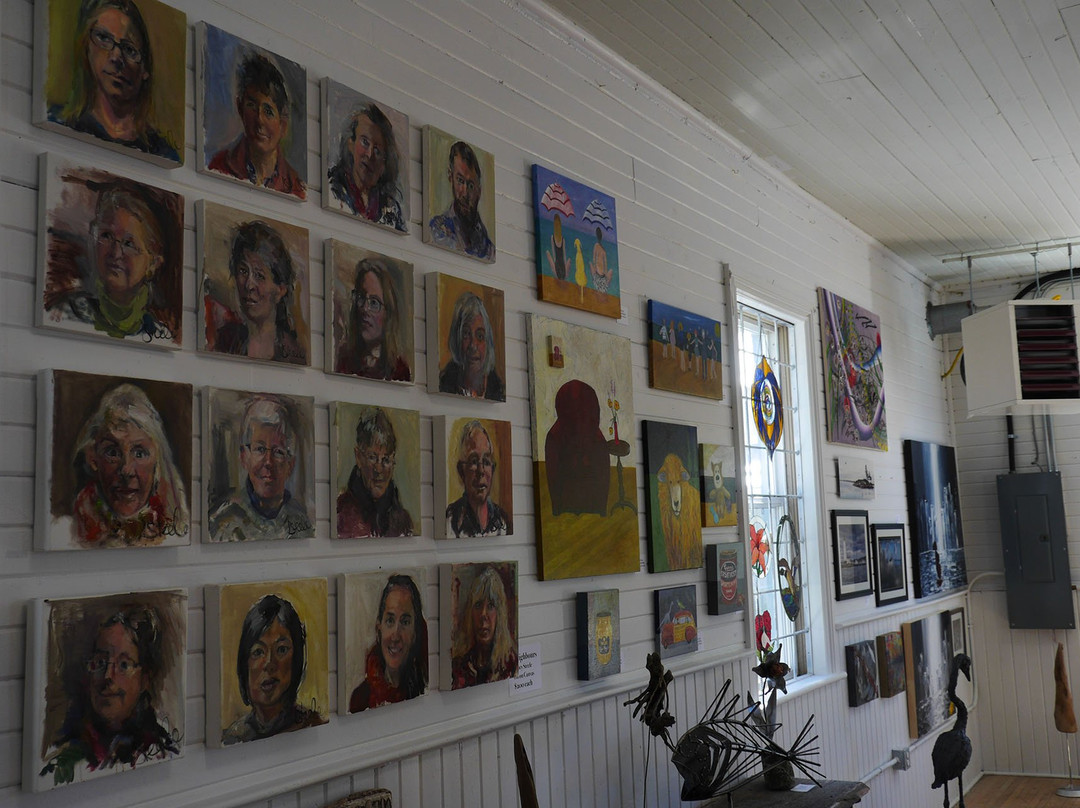 Wolfe Island Gallery景点图片