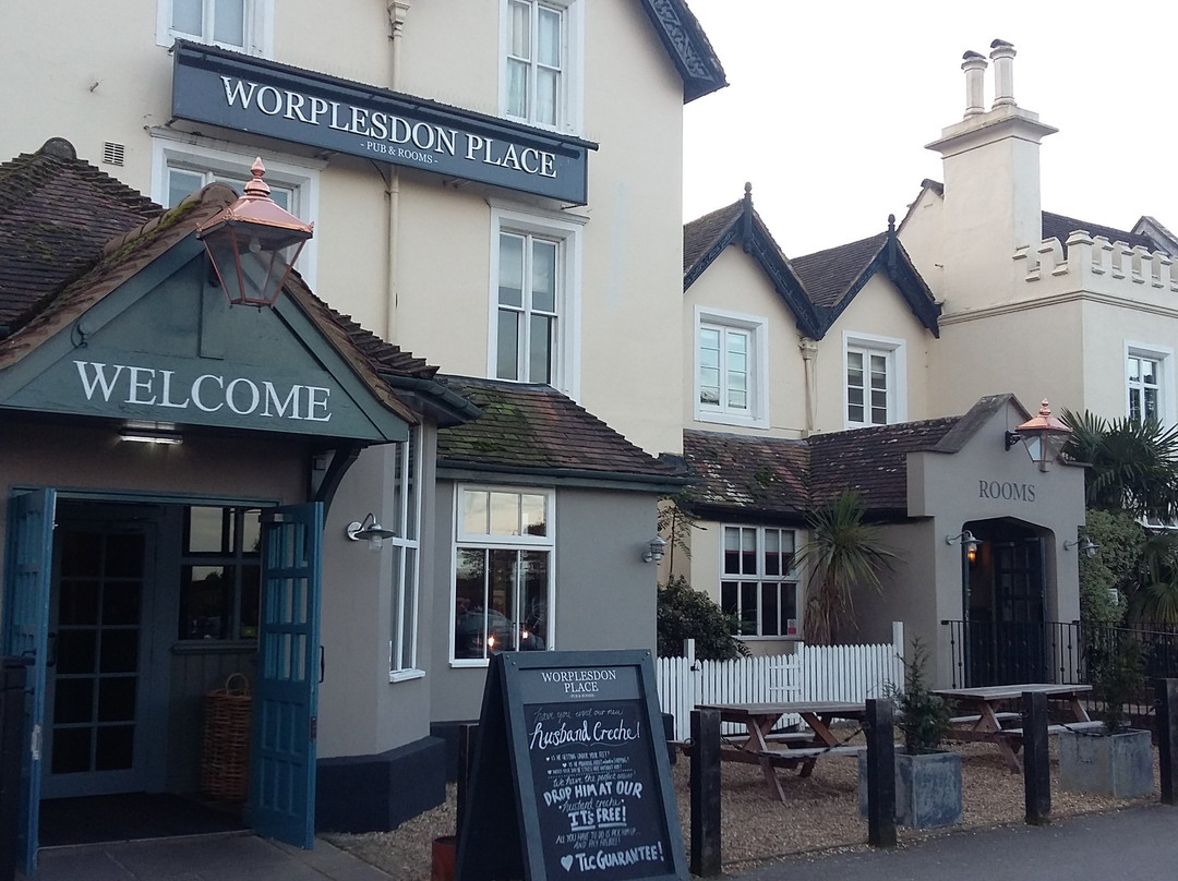 Worplesdon Place (Hotel)主图