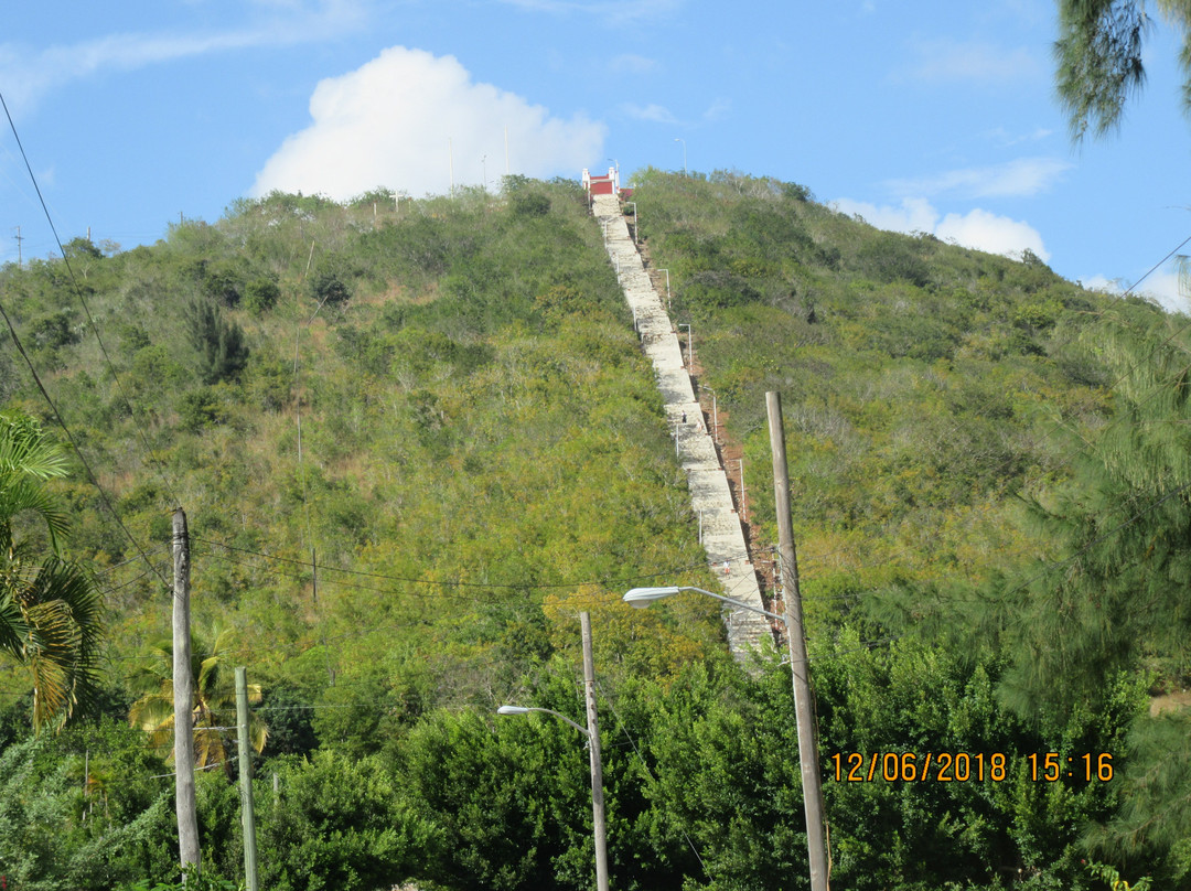 Hill of the Cross (Loma de la Cruz)景点图片