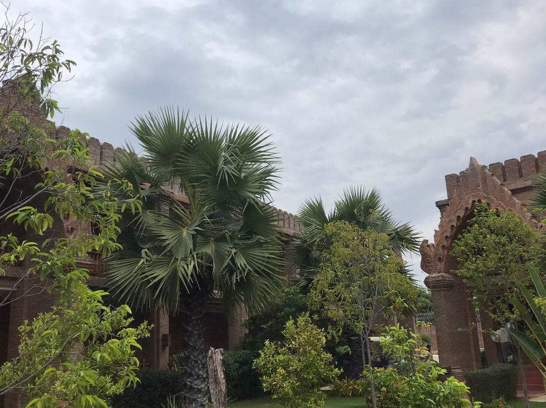 Famous Hotel Bagan主图