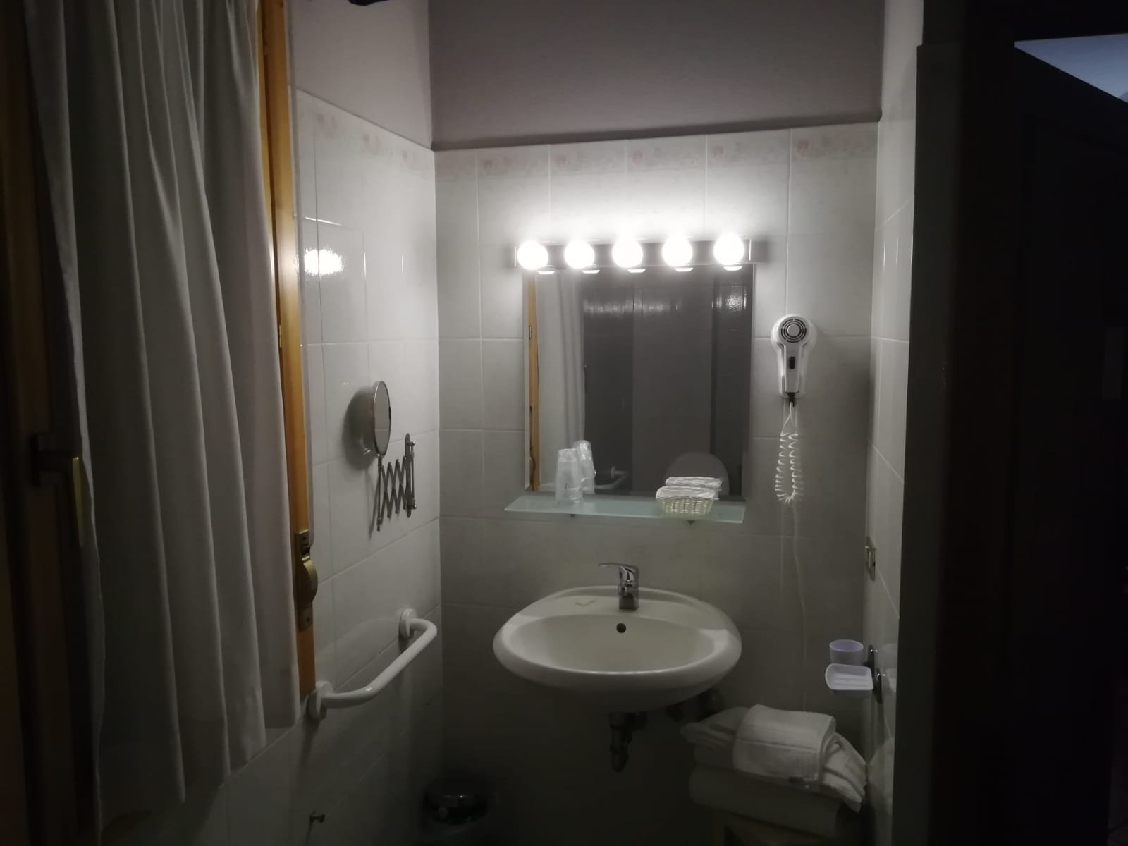 奥罗拉皮克洛酒店-浴室