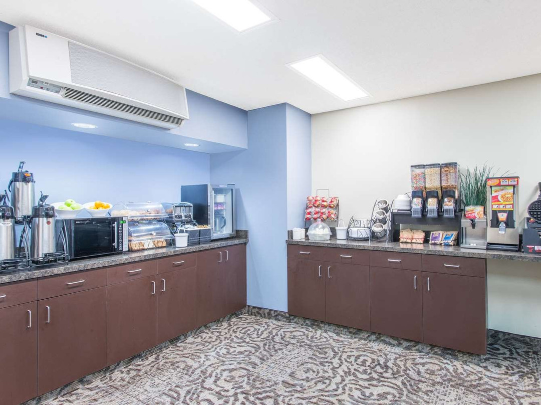 Microtel Inn & Suites by Wyndham Seneca Falls主图