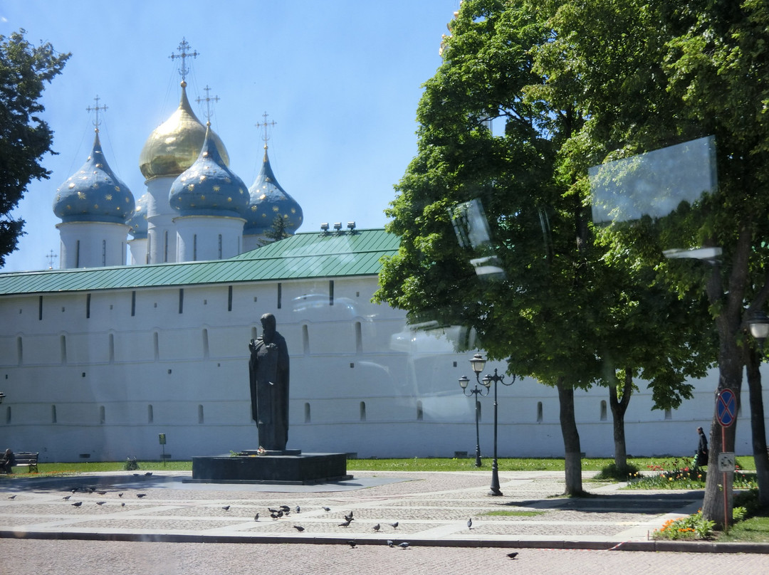 Monument to Sergius of Radonezh景点图片