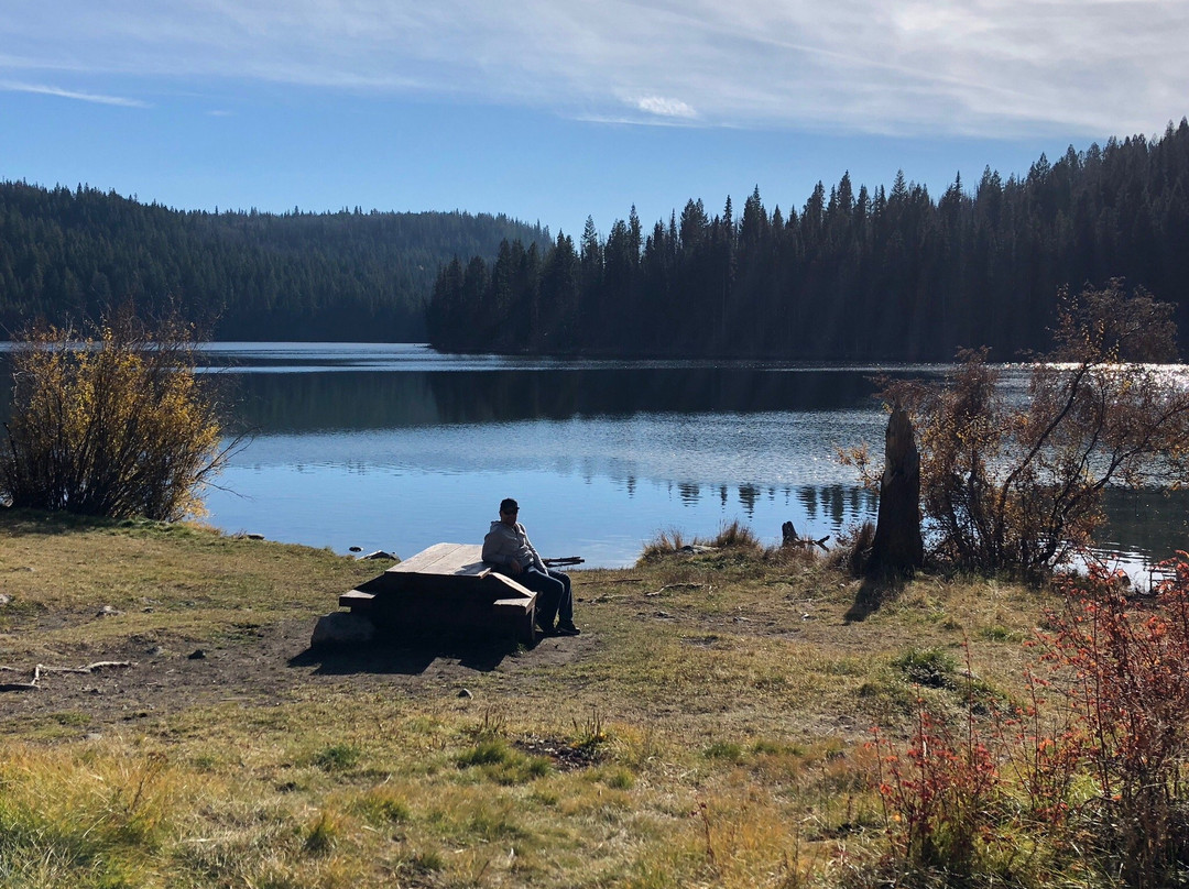 McConnell Lake Provincial Park景点图片
