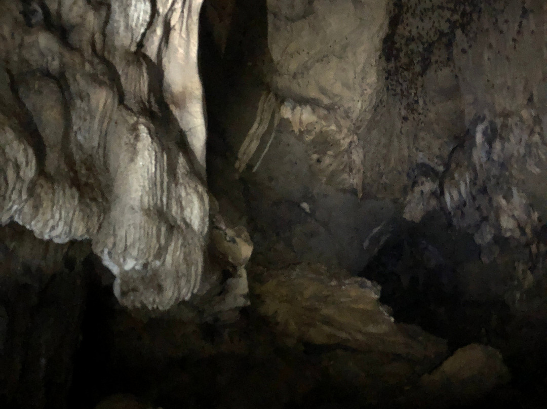 Daliran Cave-吉马拉斯岛必去景点