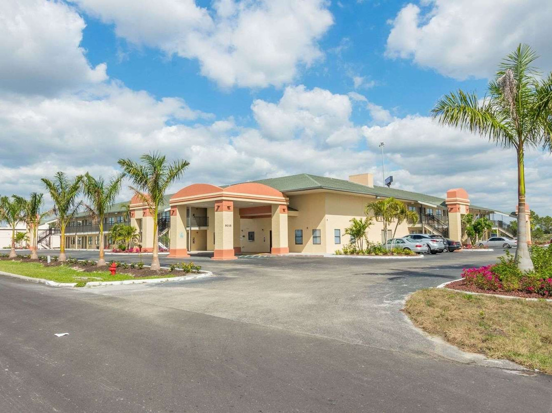 Baymont by Wyndham Punta Gorda/Port Charlotte主图