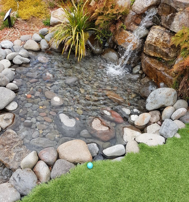 Schnapps Mini Golf-National Park Village必去景点