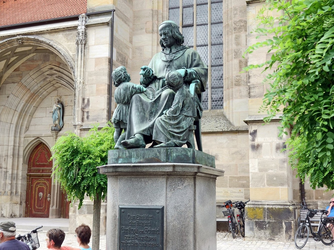 Denkmal Christoph von Schmid-丁克尔斯比尔必去景点