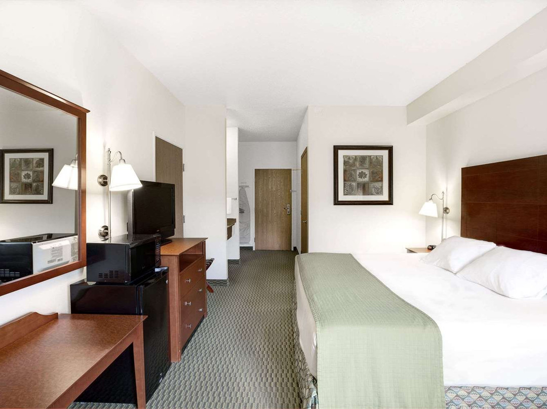 Days Inn By Wyndham Carroll主图