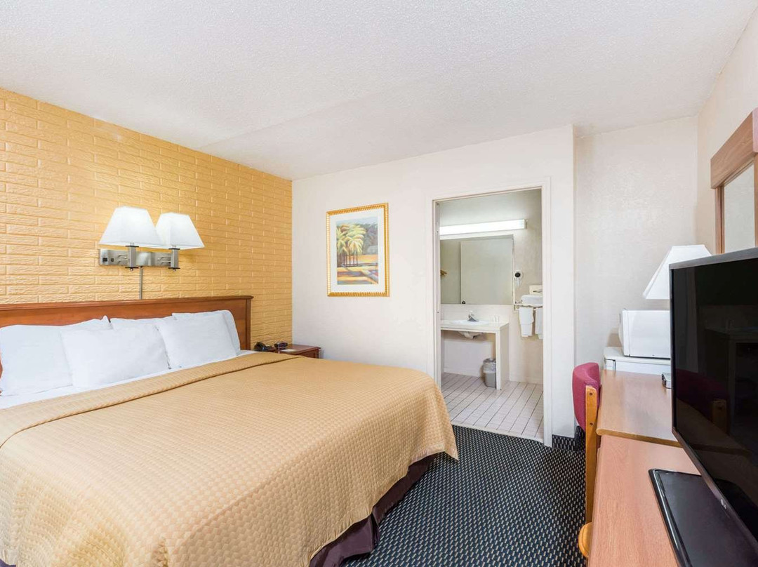 Red Roof Inn Lenoir主图