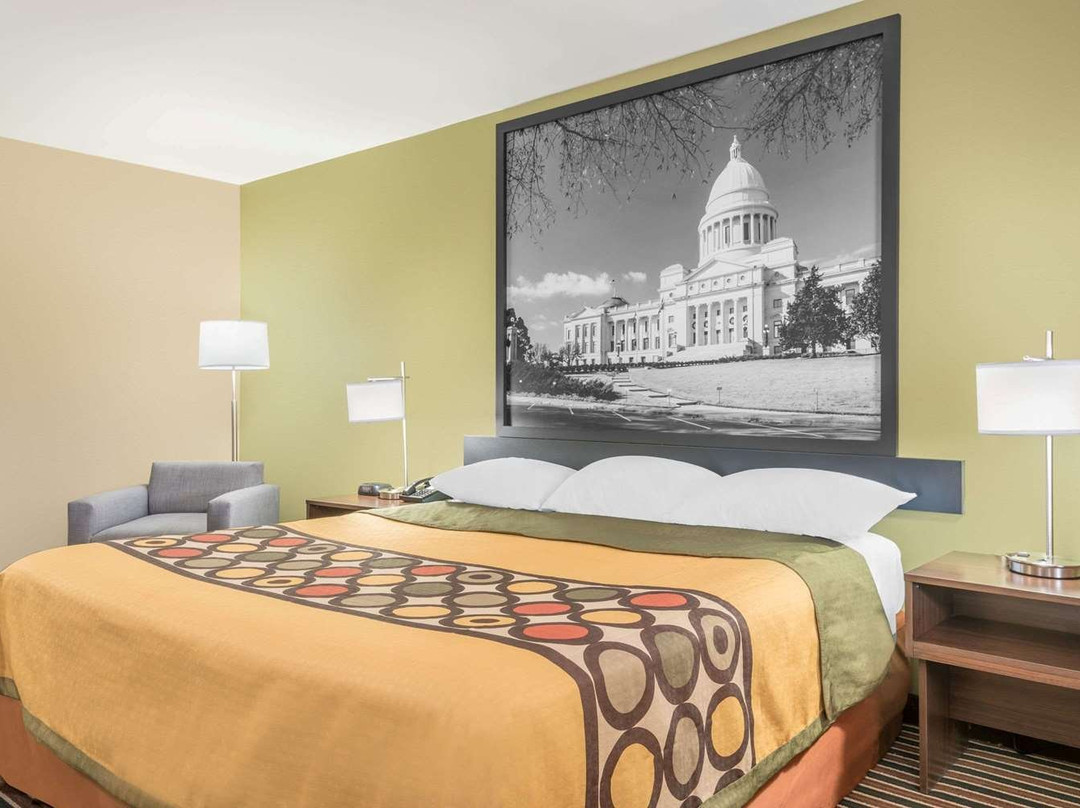 Super 8 by Wyndham Bryant Little Rock Area主图