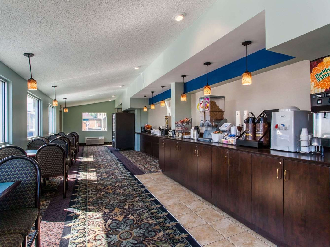 希尔顿汉堡Spark主图