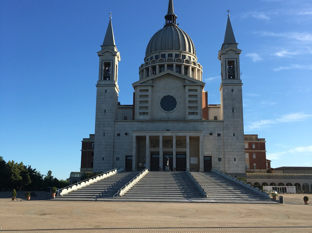 Colle Santuario Don Bosco景点图片