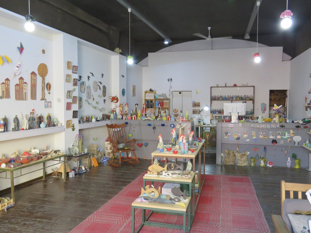 Omodamos Ceramic Artifacts-雷斯蒙必去景点
