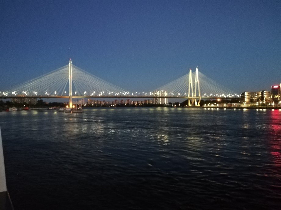 Bolshoi Obukhovskiy Bridge-圣彼得堡必去景点