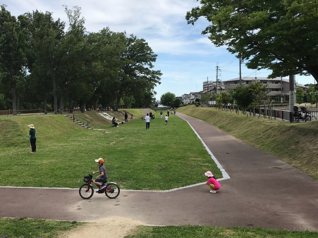 Imashirozuka Ancient Tomb-高规市必去景点