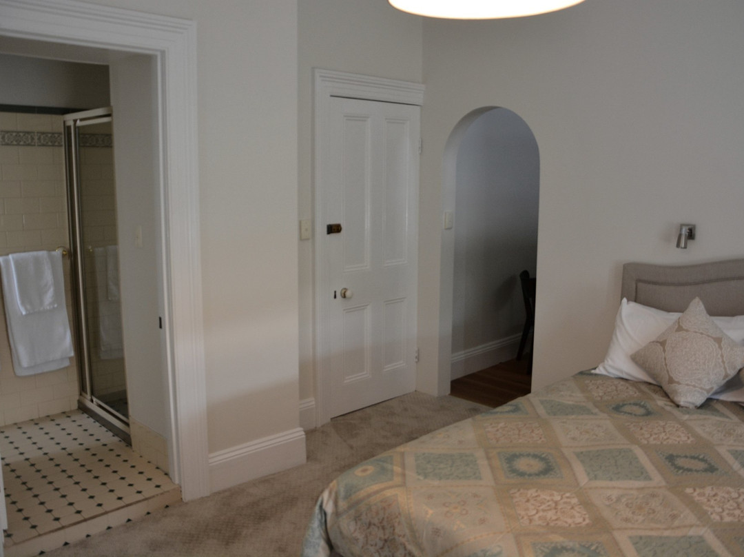 Windarra on High主图