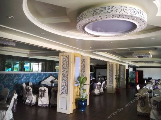 Crystal Palace Hotel主图