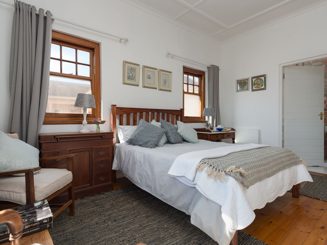 The Gong House主图