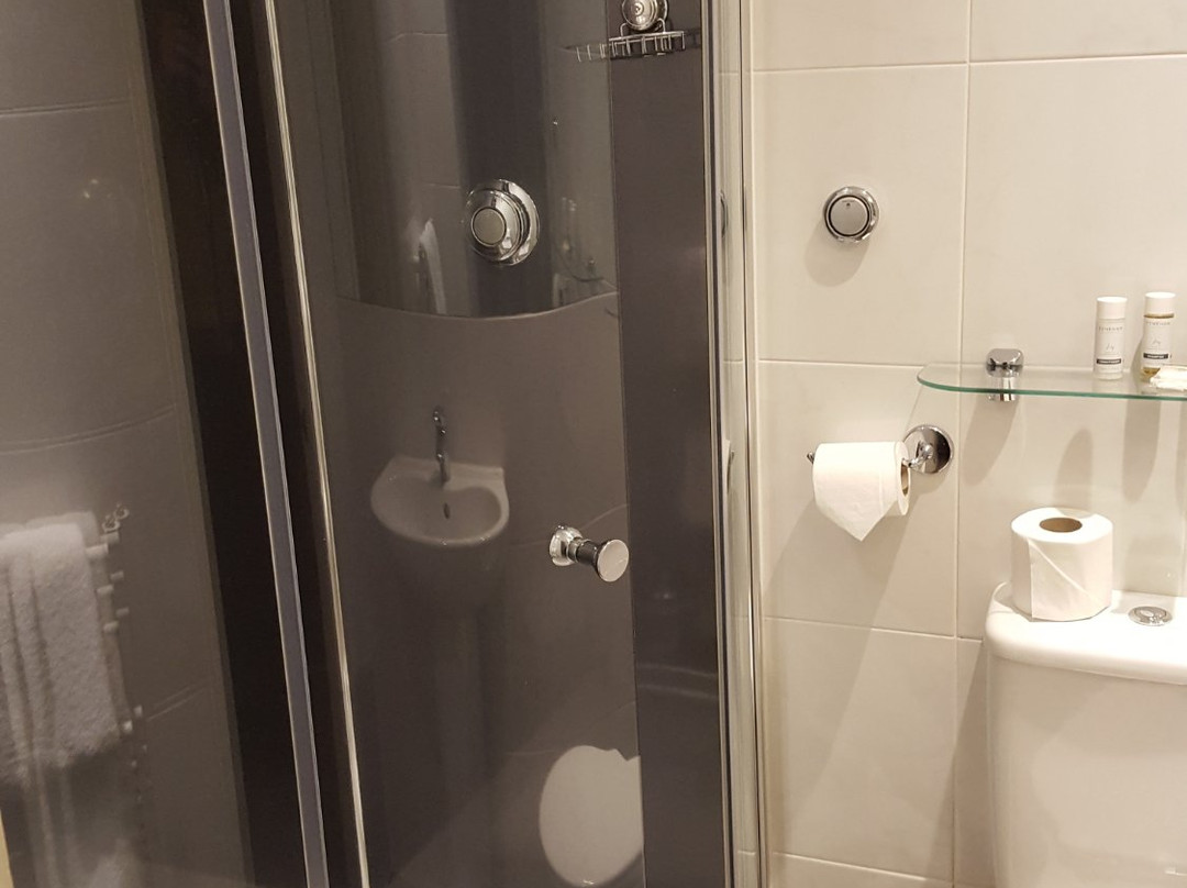 The Crown & Punchbowl主图