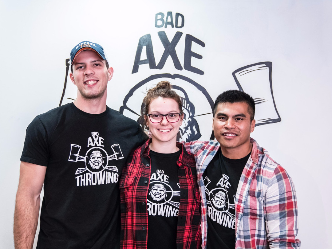 Bad Axe Throwing Chicago (West Loop)-芝加哥必去景点