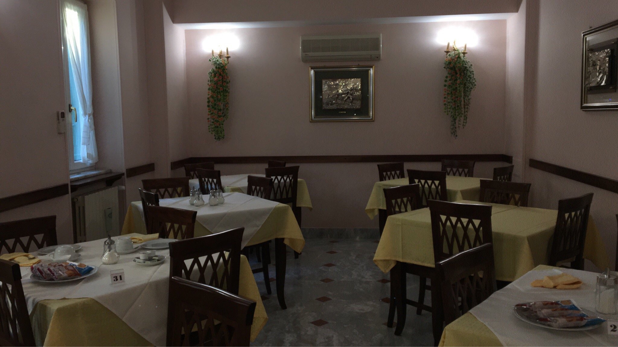 玛利亚克里斯缇娜布兰多别墅酒店-官方