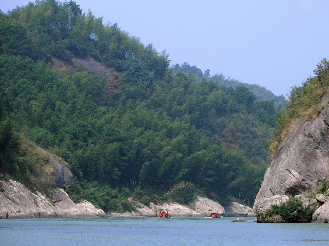 莨山将军石-新宁县必去景点