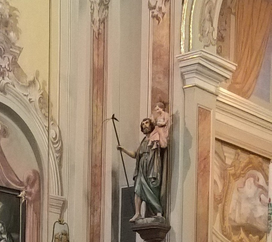 Chiesa di San Giacomo-Cerro Al Lambro必去景点