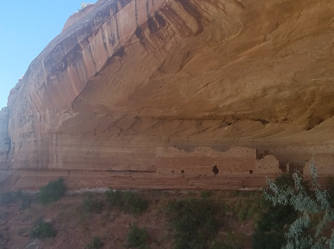 16 Room Cliff House-布拉夫必去景点