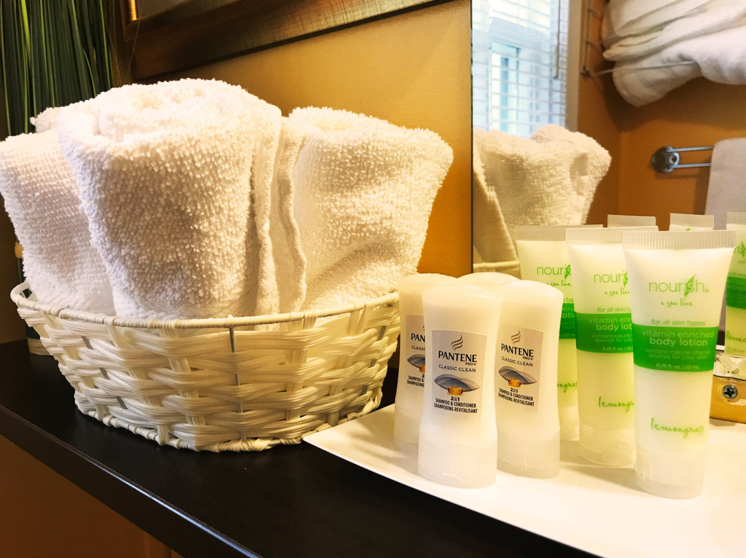 Balsam Lake Boutique Motel主图