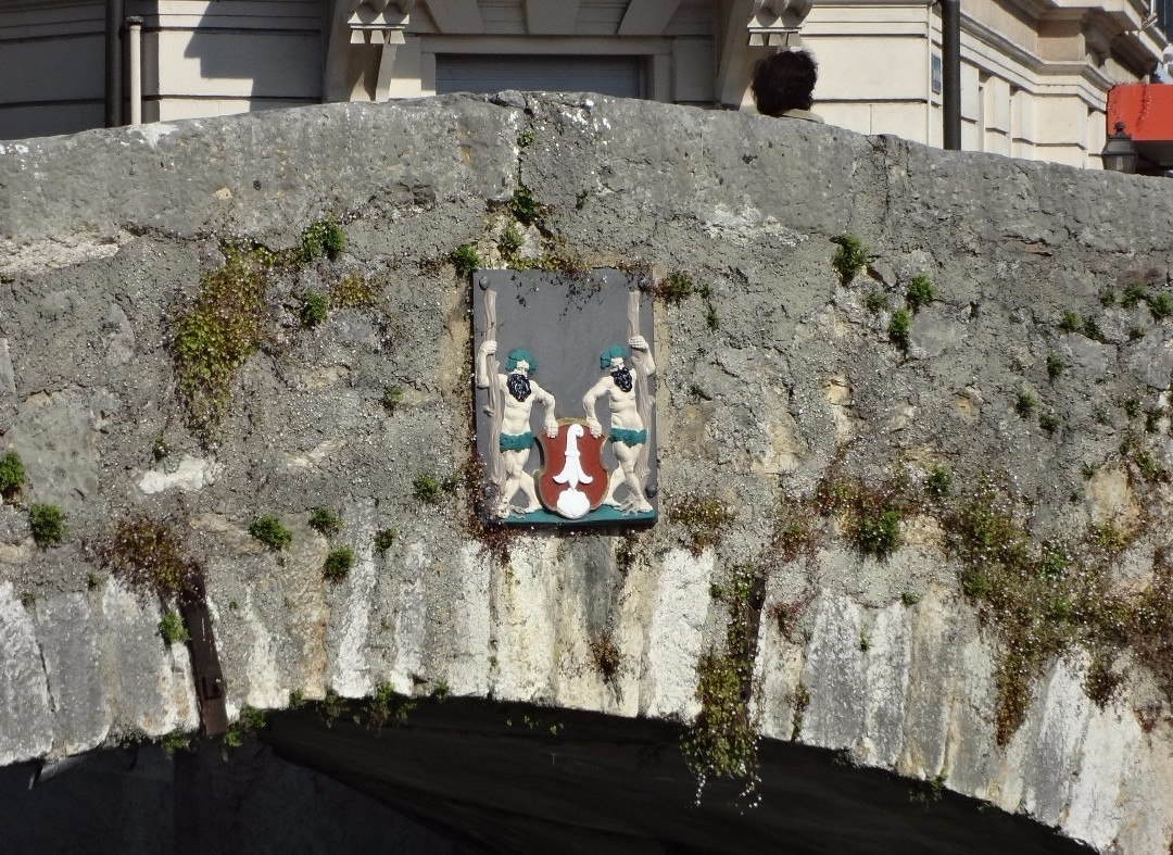 Pont de la Maltière-德莱蒙必去景点