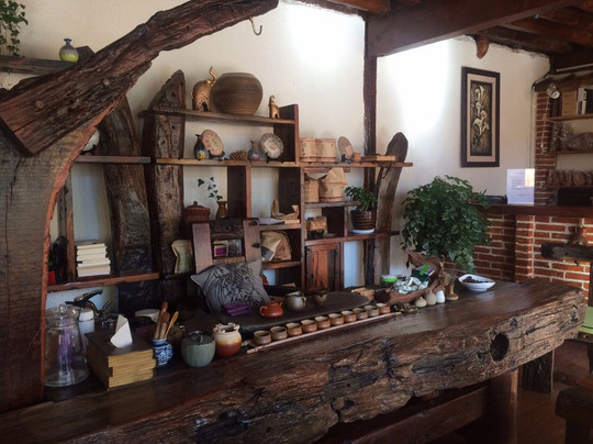 束河燕巢客栈主图