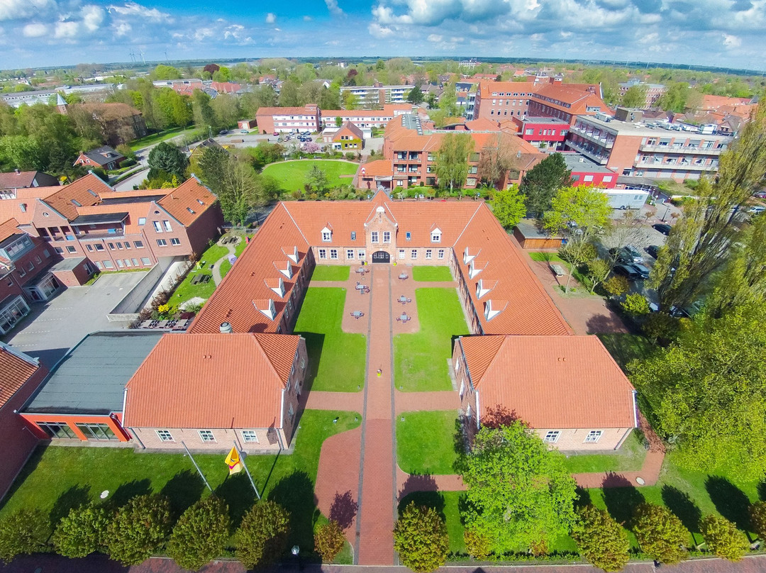 DJH Youth Hostel Leer