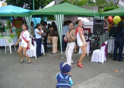 Plaza Civica 18 de Marzo景点图片