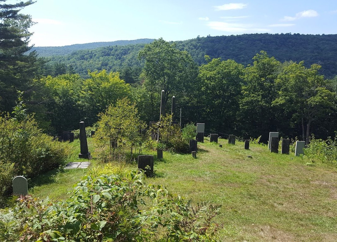 Camp Plymouth State Park-Ludlow必去景点