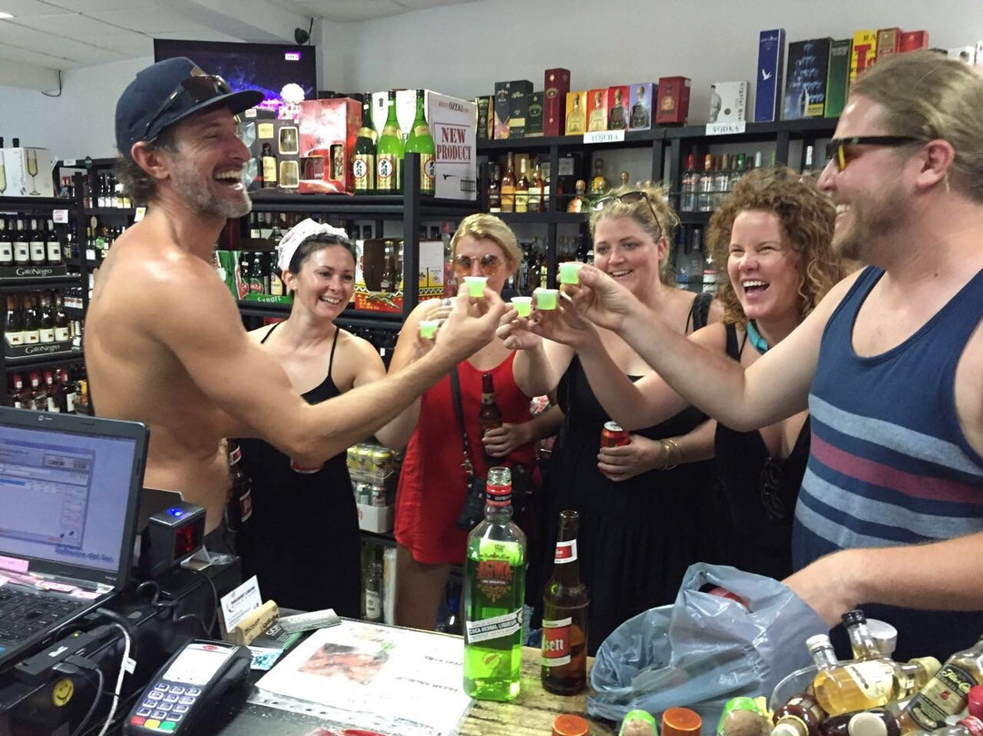 Discount Liquor Wine & Cigars-乌维塔必去景点