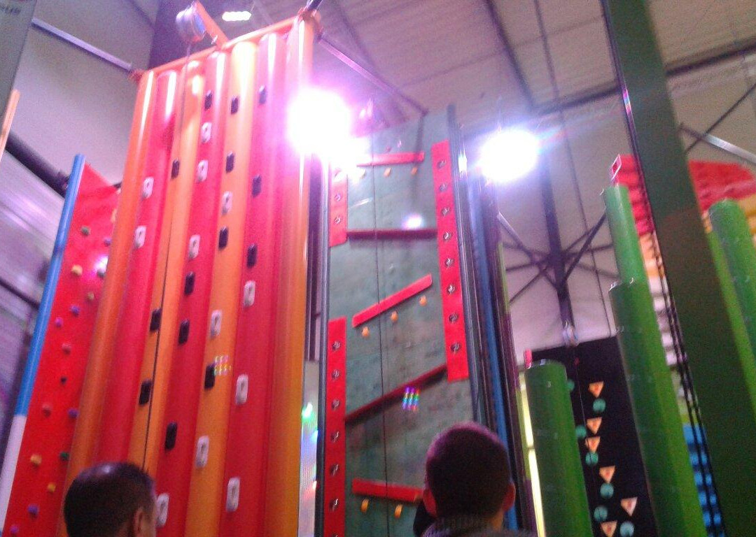 Climb Up-Lesquin必去景点