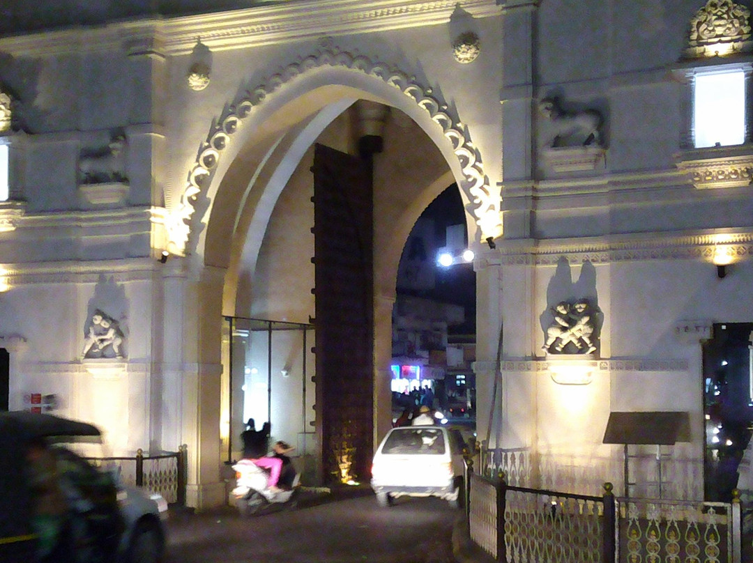 Kambhalia Gate景点图片
