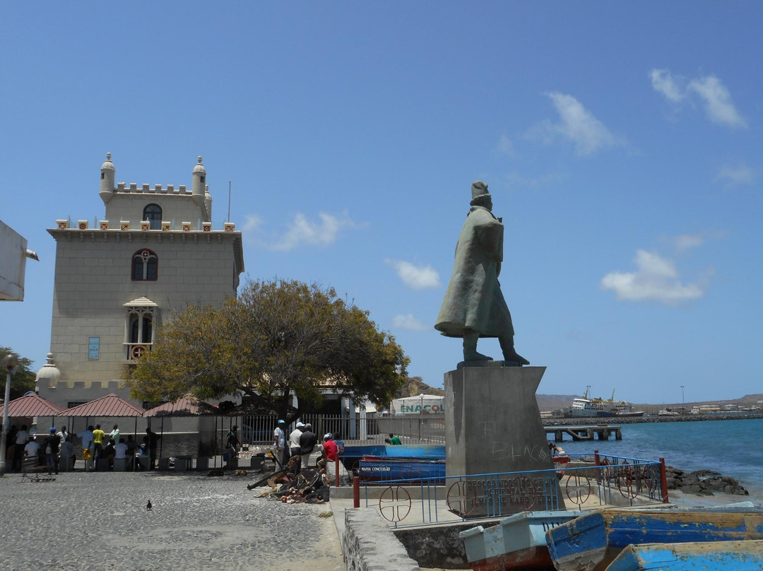 Bronzestatue Diogo Alfonso-明德卢必去景点