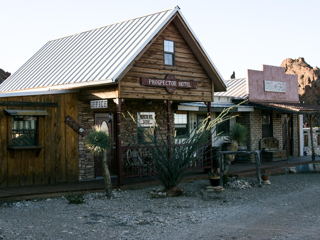Ten Bits Ranch
