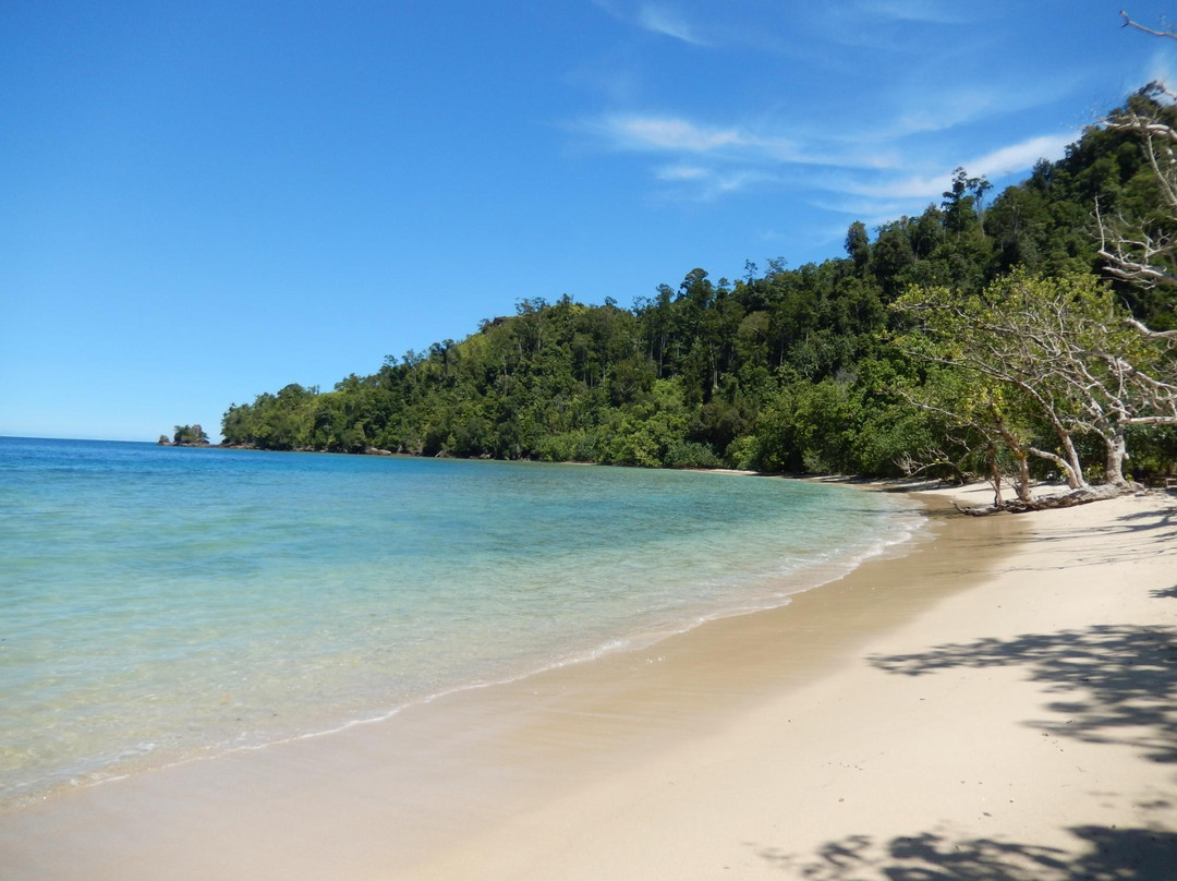 Bungus Beach