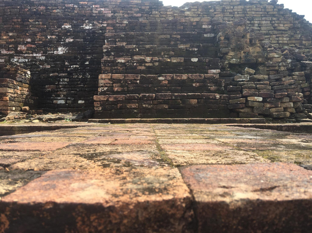 Gedong Temple-占碑必去景点