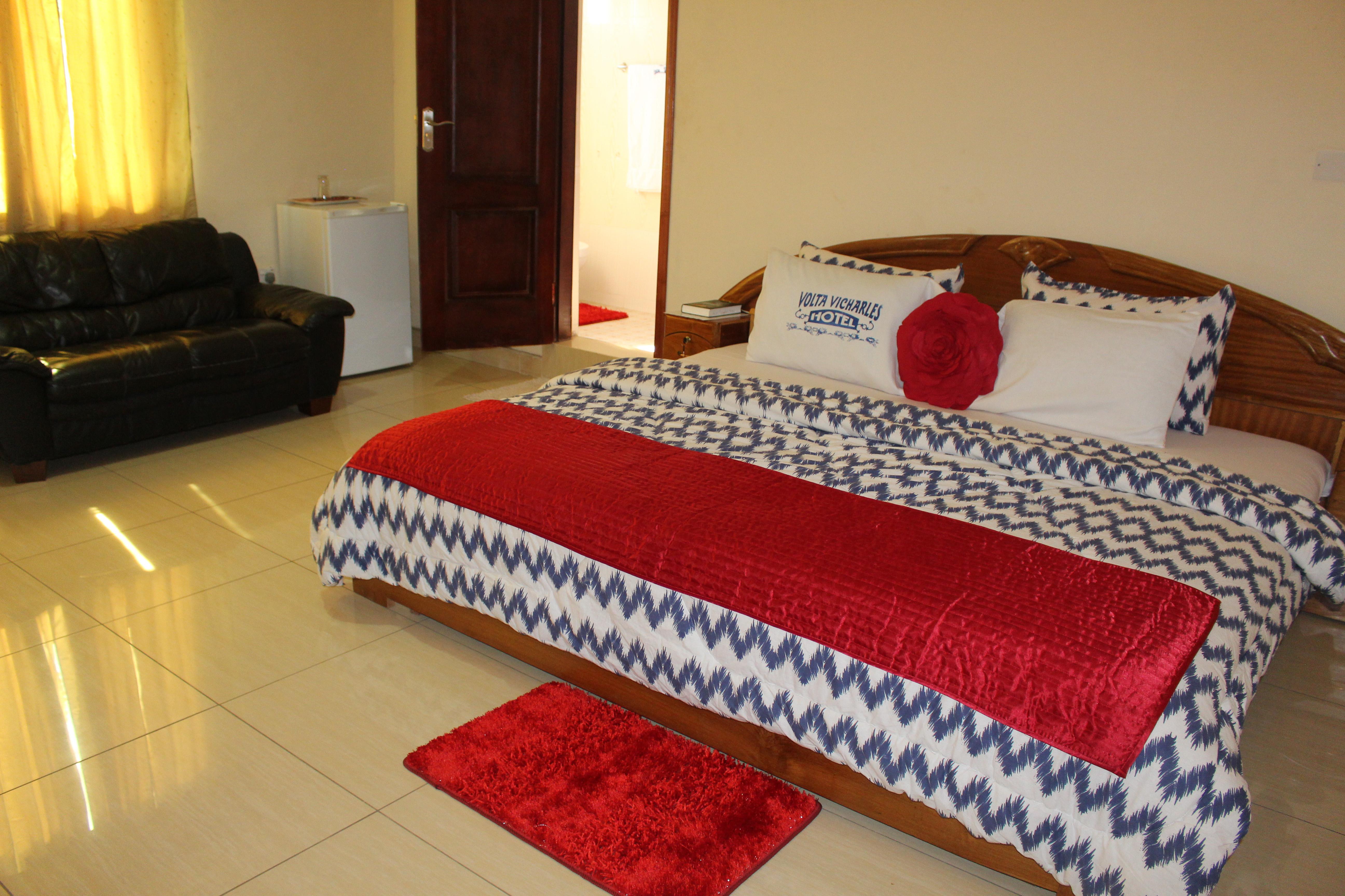 Volta Vicharles Hotel-官方