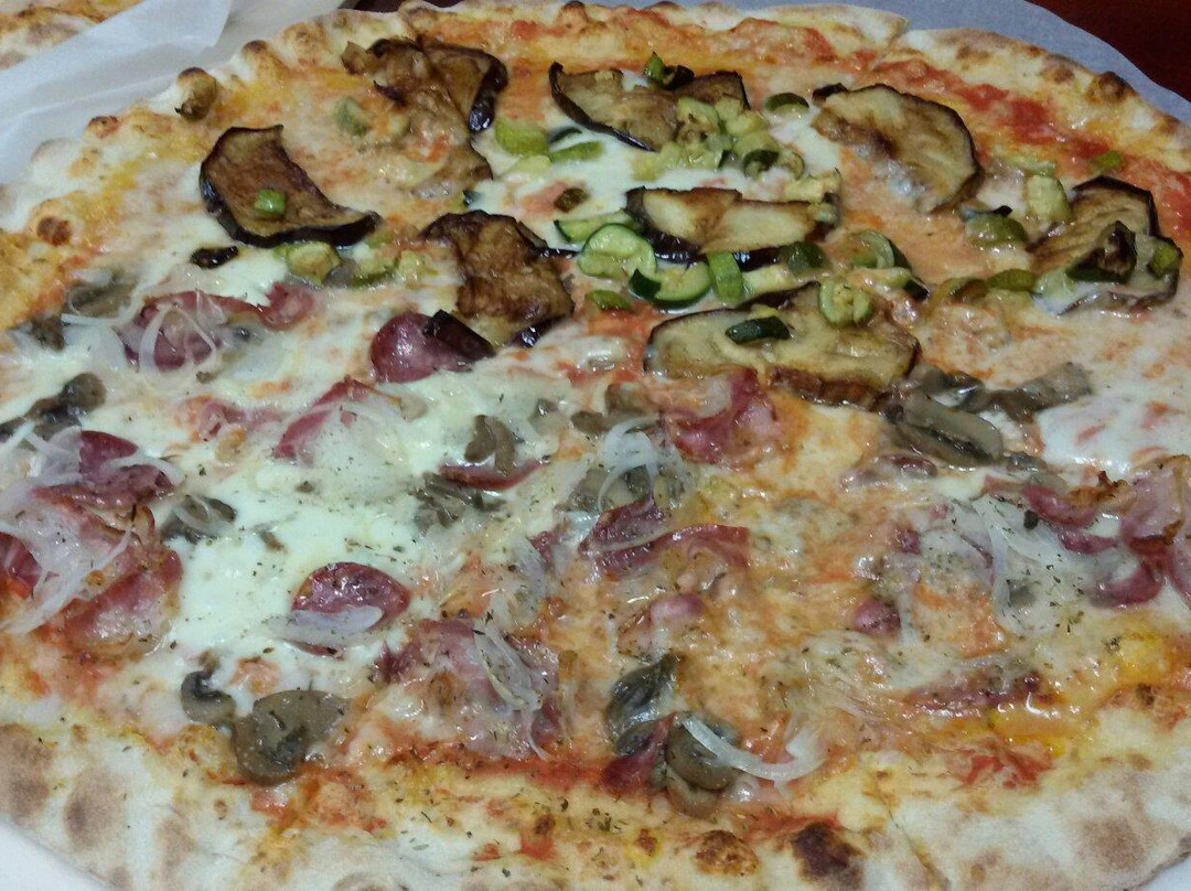 Mores餐馆和美食-NANNI'S PIZZA