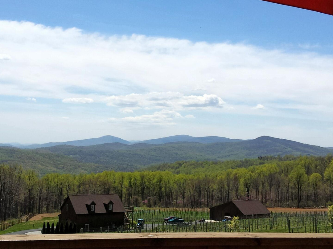 Fox Meadow Winery景点图片