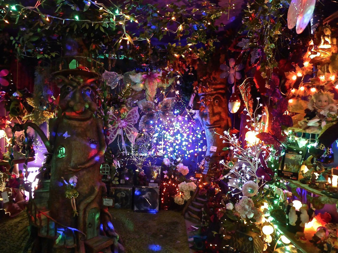 Flights of Fancy-丹百林山必去景点