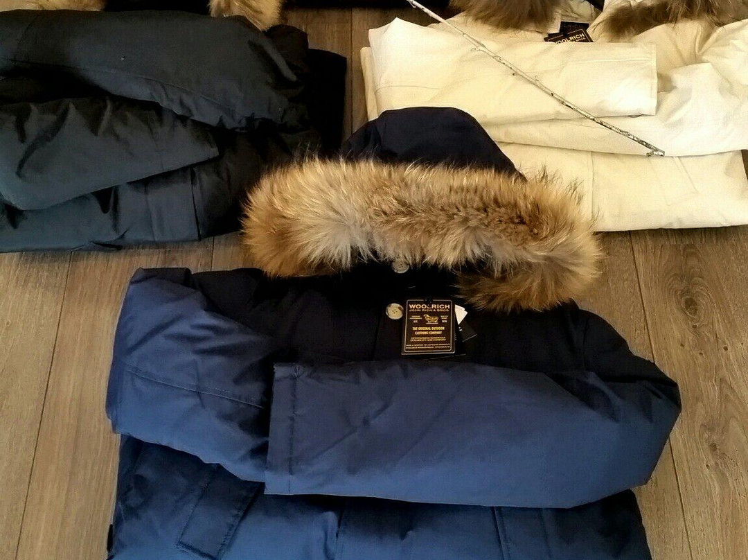 Le bimbe del ponte abbigliamenti 0-16anni景点图片